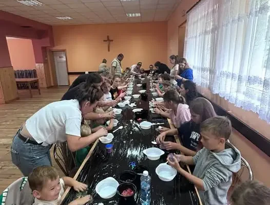 Wakacyjna trasa z OKiR-em w Sworowie – slime i zabawy ruchowe