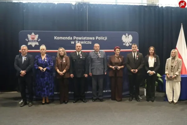 Brązowy Medal NSZZ Policjantów dla dyrektor Miejskiej Górki